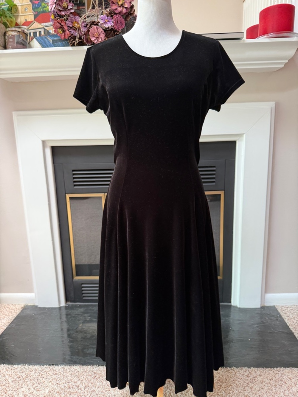 Women’s Black Velvet Midi Fit & Flare Dress